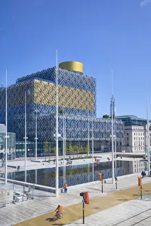 UK, England, West Midlands, Birmingham, View of Birmingham libary and Centenary Square