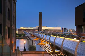 Galleries Gallery: UK, London, Bankside, Tate Modern and Millennium Bridge over River Thames