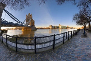 Images Dated 16th September 2010: UK, London, Tower Bridge over River Thames