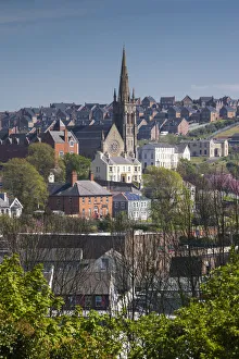 UK, Northern Ireland, County Down, Downpatrick, elevated town view