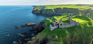 North Sea Prints: UK, Scotland, Aberdeenshire, Stonehaven, Dunnottar Castle