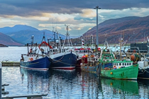 Jetties Prints: UK, Scotland, Highland, Ross and Cromarty, Ullapool on the North Coast 500