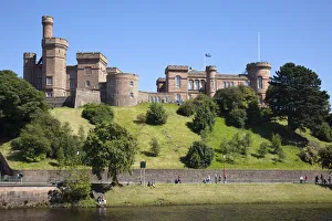 UK, Scotland, Highlands, Inverness, River Ness and Inverness Castle UK, Scotland, Highlands, Inverness, River Ness and Inverness Castle