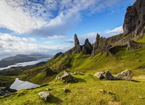 UK, Scotland, Highlands, Isle of Skye, View of the Old Man of Storr