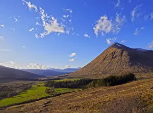 UK, Scotland, Highlands, Landscape from the train from Glasgow to Fort William