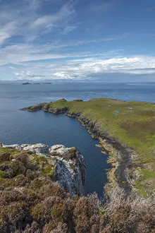 Images Dated 27th February 2017: UK, Scotland, Isle of Skye, Trotternish Peninsula, Rubha Hunish and Loch Hunish, looking