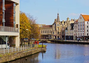 UK, Scotland, Lothian, Edinburgh, View of the Leith Shore from Sandport Place Bridge