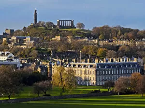 Images Dated 30th March 2016: UK, Scotland, Lothian, Edinburgh, View of the Palace of Holyroodhouse and the Calton Hill