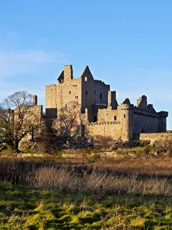 UK, Scotland, Lothian, Edinburgh, View of the Craigmillar Castle