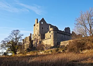 Images Dated 31st March 2016: UK, Scotland, Lothian, Edinburgh, View of the Craigmillar Castle