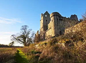 Images Dated 31st March 2016: UK, Scotland, Lothian, Edinburgh, View of the Craigmillar Castle
