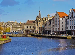 UK, Scotland, Lothian, Edinburgh, View of the Leith Shore from Sandport Place Bridge