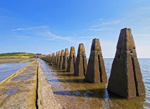 UK, Scotland, Lothian, Edinburgh Area, Cramond, Causeway and Pylons leading to