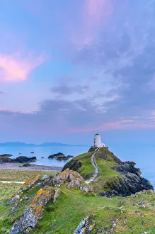 UK, Wales, Anglesey, Llanddwyn Island, Menai Strait, Twr Mawr lighthouse