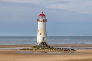 UK, Wales, Flintshire, Talacre, Point of Ayr, Talacre Beach, Point of Ayr Lighthouse