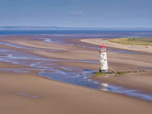 UK, Wales, Flintshire, Talacre, Point of Ayr, Talacre Beach, Point of Ayr Lighthouse