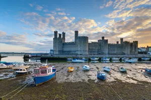 Images Dated 5th July 2011: UK, Wales, Gwynedd, Caernarfon, Caernarfon Castle