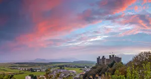 Uk, Wales, Gwynedd, Harlech, Harlech Castle, Mountains of Snowdonia National Park