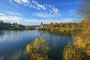 Images Dated 27th November 2018: Ulmen maar lake, Ulmen, Eifel, Rhineland-Palatinate, Germany
