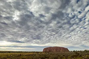 Outback Prints: Uluru (Ayers Rock), Uluru Kata Tjuta National Park, Northern Territory, Australia