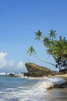Images Dated 27th June 2017: Unawatuna Beach, Sri Lanka