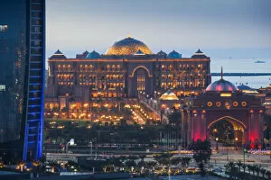 Images Dated 8th May 2014: United Arab Emirates, Abu Dhabi, The Emirates Palace Hotel
