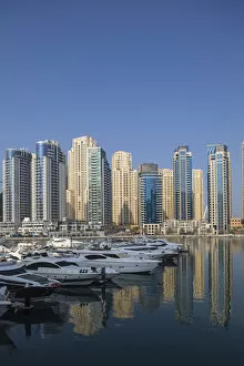 Images Dated 5th December 2016: United Arab Emirates, Dubai, Dubai marina