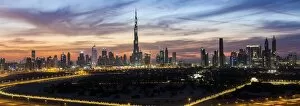 Middle East Gallery: United Arab Emirates, Dubai, elevated view of the new Dubai skyline, the Burj Khalifa