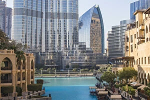 Images Dated 5th December 2016: United Arab Emirates, Dubai, View of Burj Khalifa and Souk El Bahar