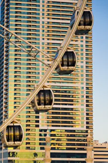 United Arab Emirates, Sharjah, Al Qasba Area, Eye of the Emirates wheel beside Qanat