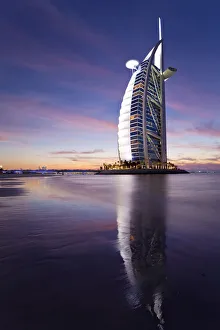 Images Dated 12th April 2010: United Arab Emirates (UAE), Dubai, The Burj Dubai Hotel