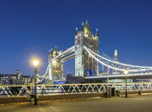 United Kingdom, England, London. Tower Bridge over the River Thames at dawn