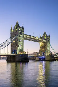 United Kingdom, England, London. Tower Bridge over the River Thames at sunrise