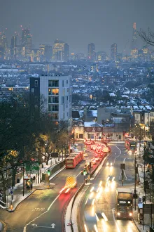 Londra Prints: United Kingdom, England, London, Archway, elevated view of the skyline of London showing