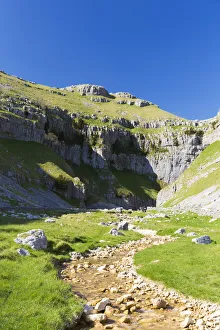 Beck Prints: United Kingdom, England, North Yorkshire, Malham, Gordale Scar