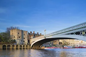 Images Dated 5th June 2014: United Kingdom, England, North Yorkshire, York. Tour boats by Lendal Bridge
