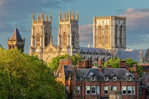 Images Dated 23rd August 2022: United Kingdom, England, North Yorkshire, York. The Minster seen from the City Walls