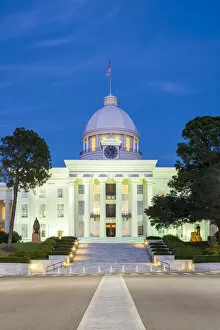 Images Dated 16th May 2017: United States, Alabama, Montgomery. Alabama State Capitol building at dusk, former