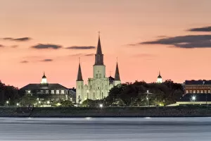 Images Dated 16th May 2017: United States, Louisiana, New Orleans. New Orleans skyline, view of Saint Louis Cathedral