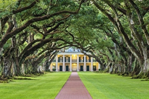 Images Dated 30th September 2016: United States, Louisiana, Vacherie. Historic Oak Alley Plantation