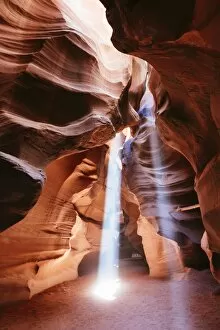 Images Dated 3rd June 2016: Upper Antelope Canyon, Page, Arizona, USA