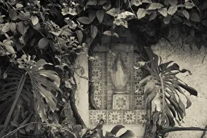 Uruguay, Colonia del Sacramento, Madona wall decoration, Calle de San Pedro