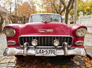 Uruguay, Colonia Department, Colonia del Sacramento, Vintage car on the cobblestone