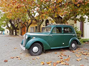 Uruguay, Colonia Department, Colonia del Sacramento, Vintage car on the cobblestone