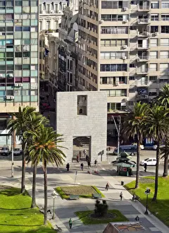 Uruguay, Montevideo, Elevated view of the Gateway of the Citadel on the Independence