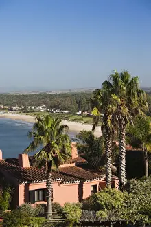 Uruguay, Punta Ballena, Houses above Playa Portezuelo beach, morning