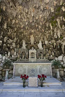 USA, Alabama, Cullman, Ave Maria Grotto, miniature international religious sites