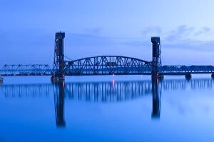 USA, Alabama, Decatur, Old Southern Railway Bridge, Lift Bridge