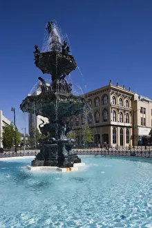 Images Dated 1st March 2010: USA, Alabama, Montgomery, Dexter Avenue fountain