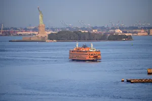 USA, America, New York, East River, staten isand ferry in front of statue of liberty